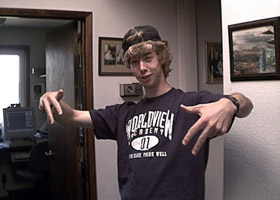 Awww Yee ahhhh, Cameron wearin' da wig in the hood...